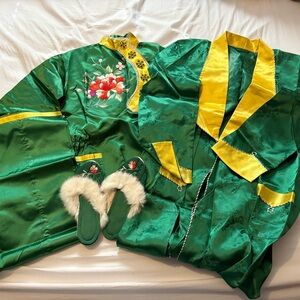 Vtg 1950s Traditional Korean Women's M 8-10 Hanbok 4 Piece Green Embroidered